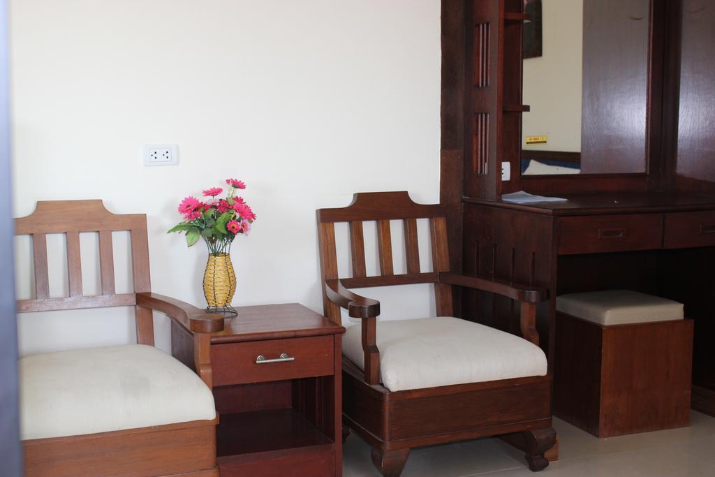 Dacha Beach Lejlighedshotel Pattaya Eksteriør billede