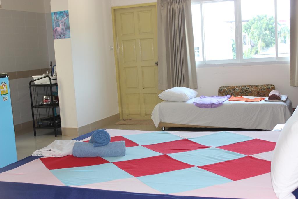 Dacha Beach Lejlighedshotel Pattaya Eksteriør billede