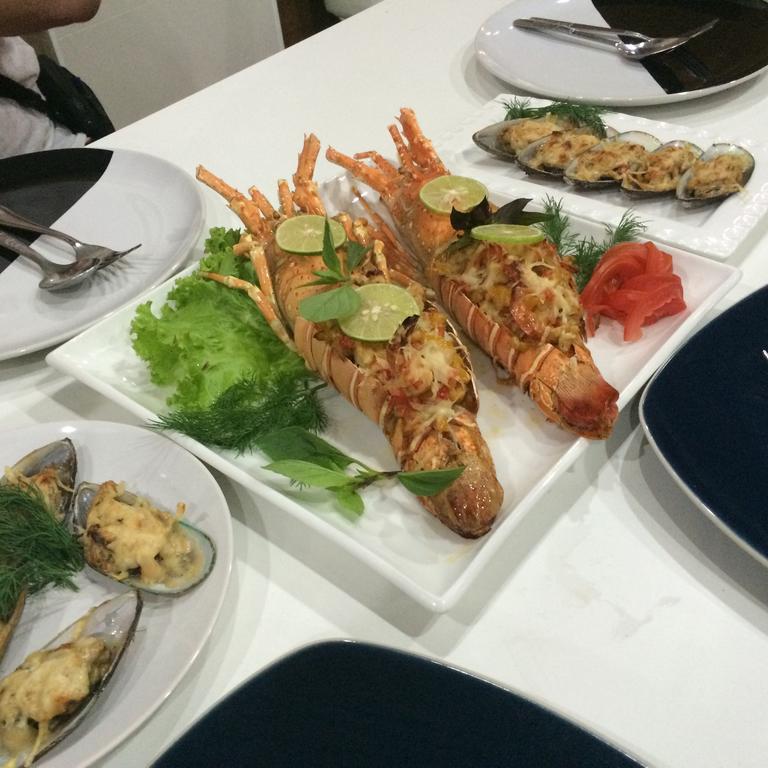 Dacha Beach Lejlighedshotel Pattaya Eksteriør billede